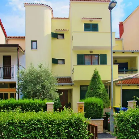 Haus Adriana 115s Apartment